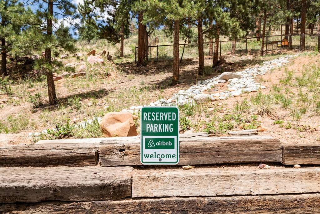Private Hot Tub Overlooking Pikes Peak วูดแลนด์พาร์ค ภายนอก รูปภาพ